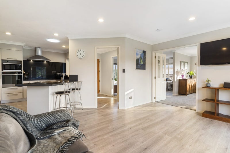 24 Norman Close, The Gardens, Auckland - Carousel 2