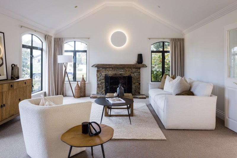 26 Keswick Crescent, Huntington, Hamilton - Carousel 1