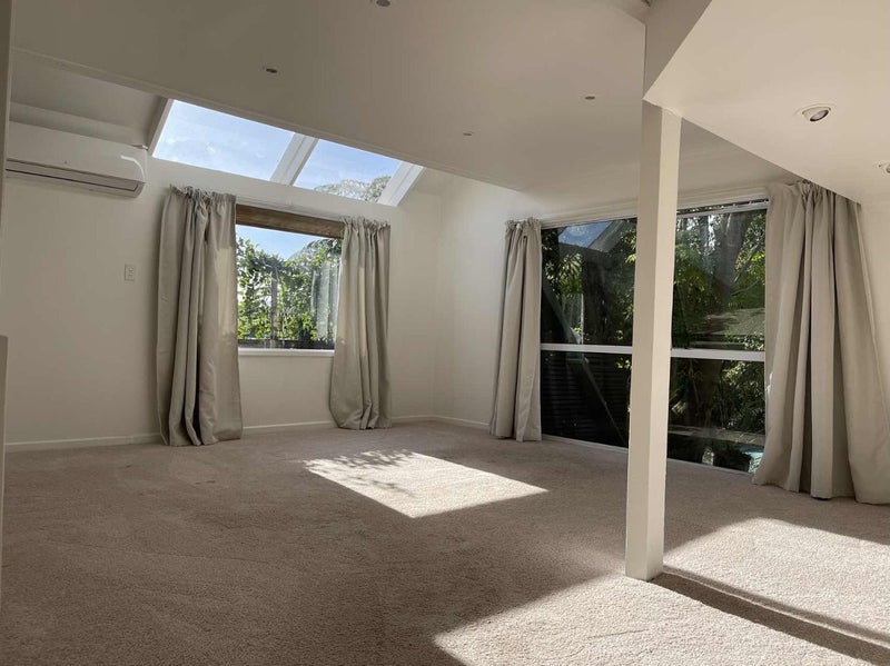 142 Gowing Drive, Meadowbank, Auckland - Carousel 1