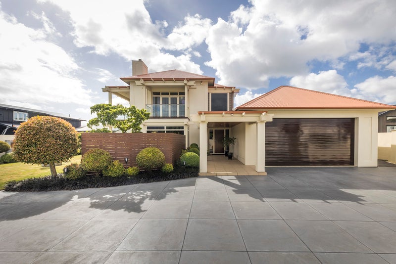 7 Fairway Grove, Hokowhitu, Palmerston North - Carousel 19