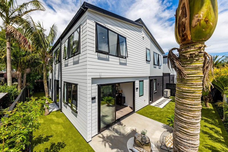 30C Pembroke Crescent, Glendowie, Auckland - Carousel 1