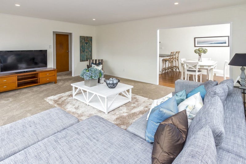 134 Aviemore Drive, Highland Park, Auckland - Carousel 1