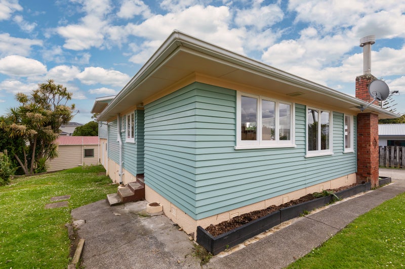 12 Kelkirk Street, Kelston, Auckland - Carousel 23