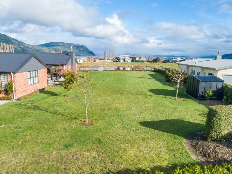 5 Pukeko Way, KINLOCH, TAUPO - Carousel 2