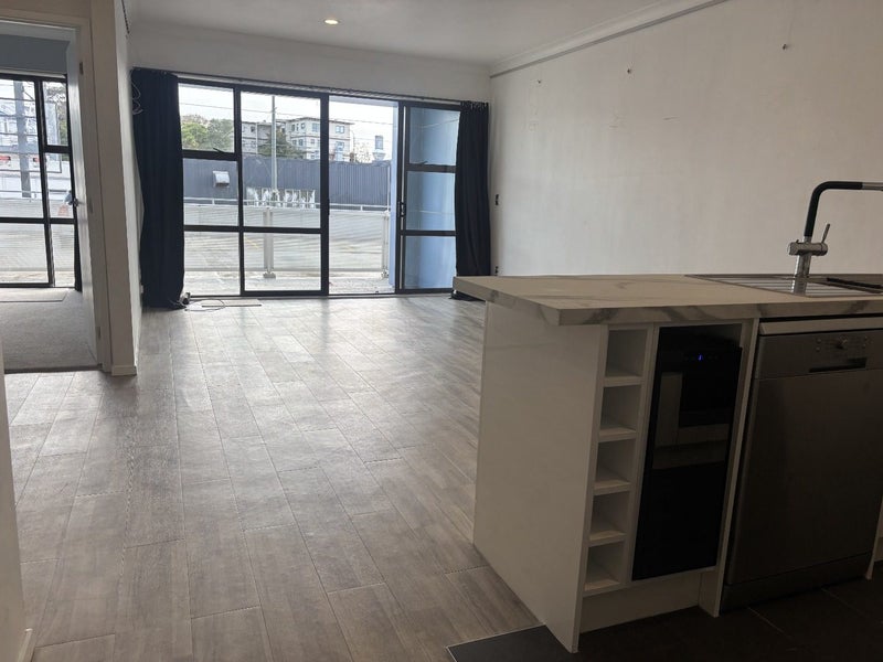 106/3 Morningside Drive, Sandringham, Auckland - Carousel 2