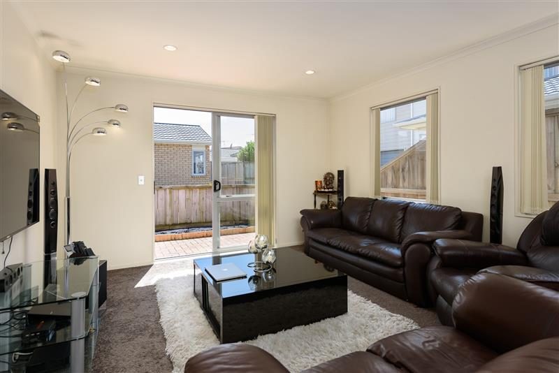 23/25 Tacy Street, Kilbirnie, Wellington - Carousel 2