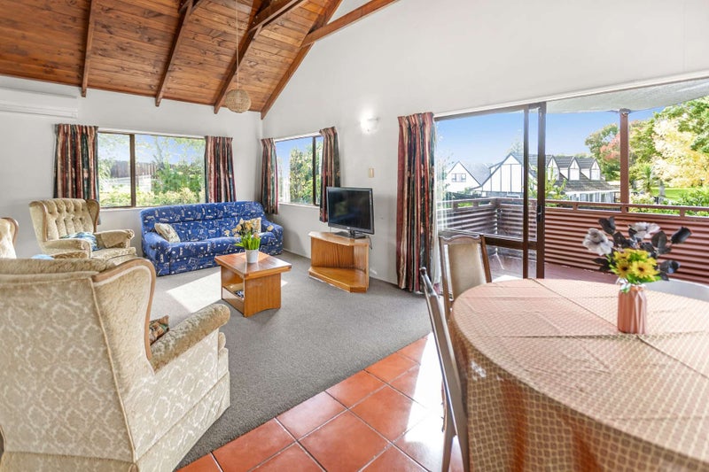 8B Oriana Crescent, Bellevue, Tauranga - Carousel 2