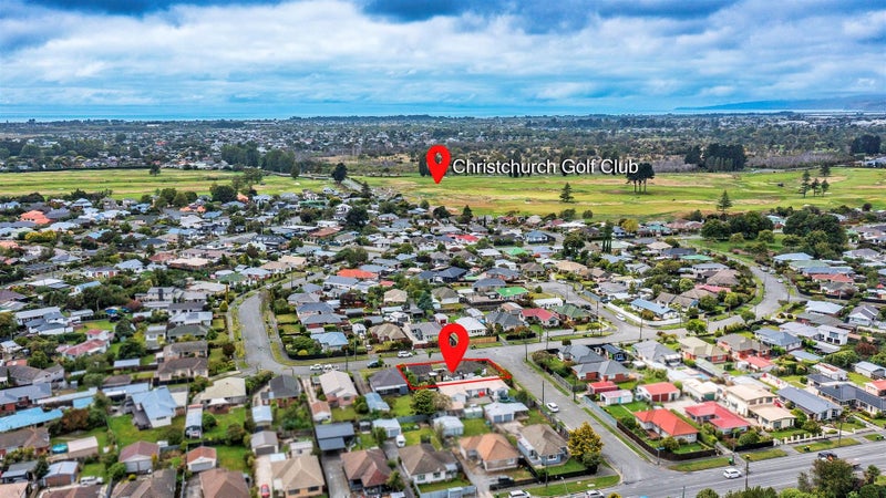 35 Vardon Crescent, Shirley, Christchurch - Carousel 2