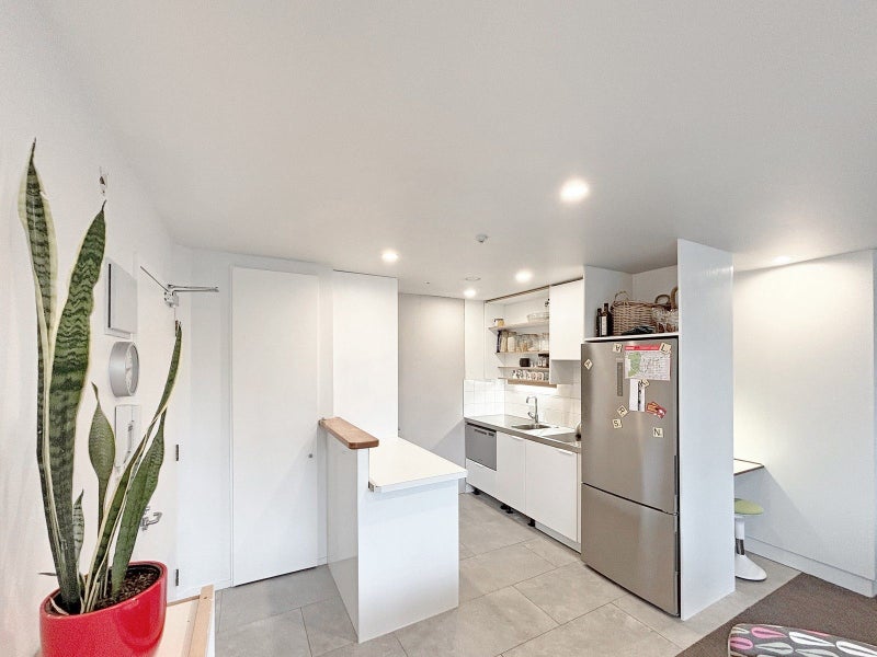 5/15 Peterborough Street, Christchurch Central, Christchurch - Carousel 2