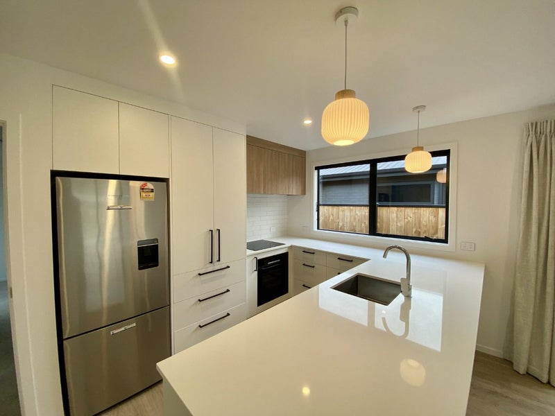 8 Booth Drive, Cromwell, Cromwell - Carousel 2