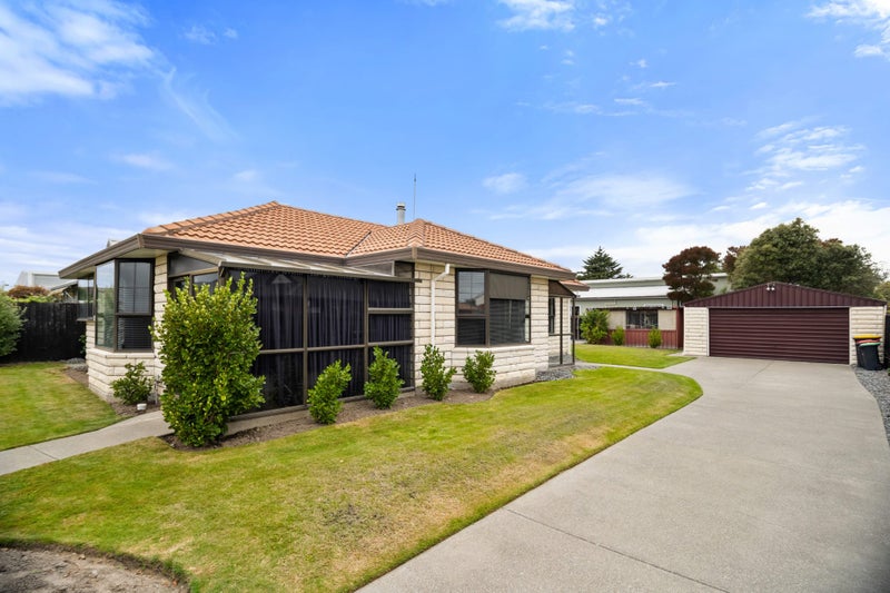 14 Takaro Avenue, Sockburn, Christchurch - Carousel 1