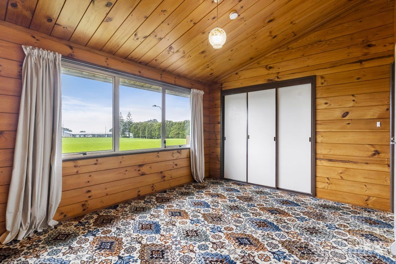 29 Domain Road, Weymouth, Auckland - Carousel 15
