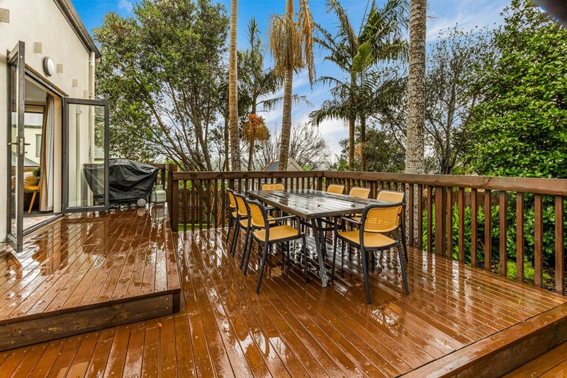 5 View Ridge Drive, Ranui, Auckland - Carousel 2