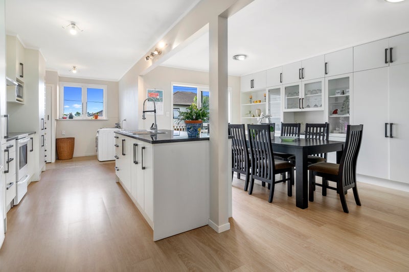 75 Royal Road, Massey, Auckland - Carousel 2