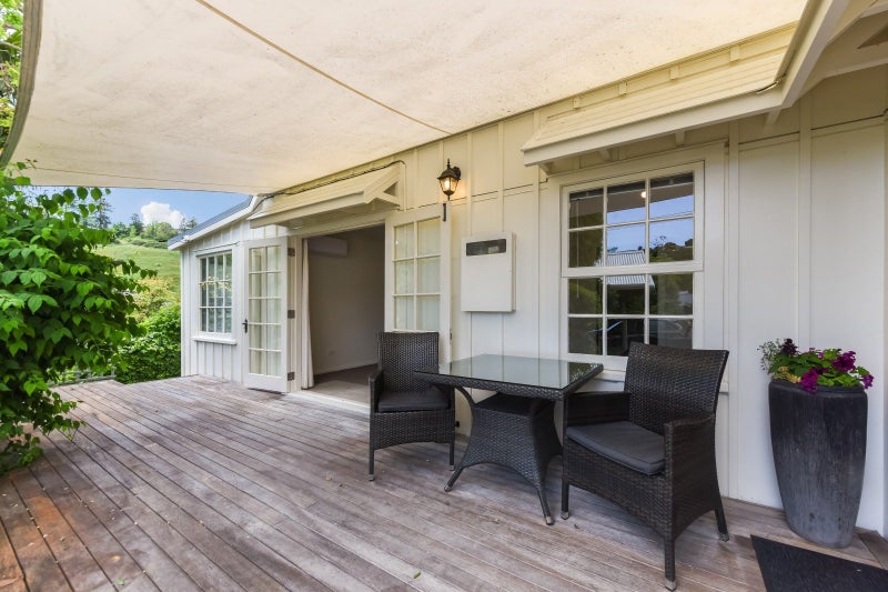 1 Washington Terrace, Washington Valley, Nelson - Carousel 1