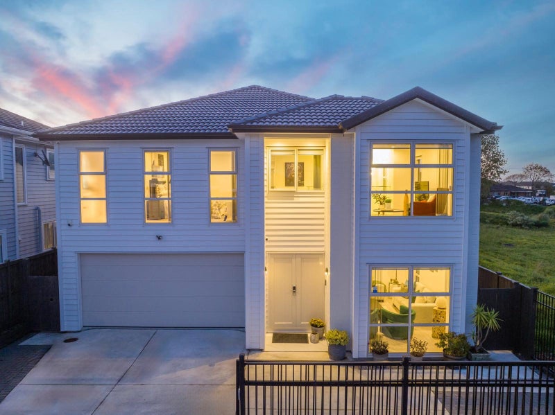 40 Koropa Road, Flat Bush, Auckland - Carousel 2