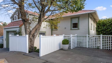 50 Upland Road, Kelburn, Wellington - Carousel 1