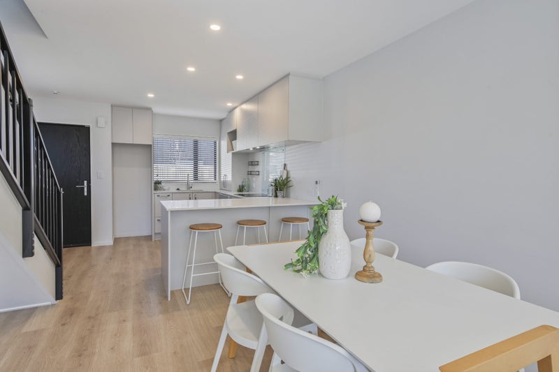 8/143 Cranford Street, St Albans, Christchurch - Carousel 2