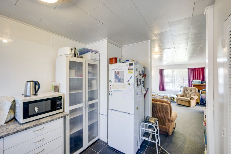 2 Amundsen Avenue, Flaxmere, Hastings - Carousel 2