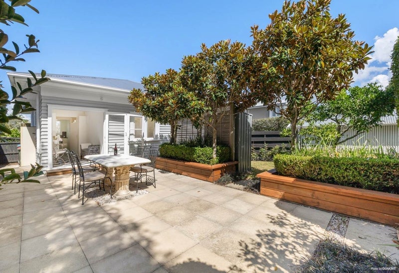 22 Watling Street, Mount Eden, Auckland - Carousel 2