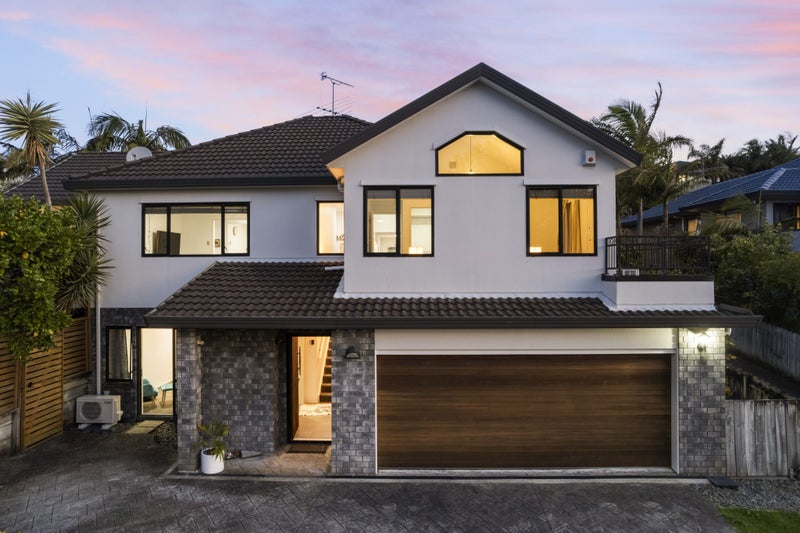 23 Kerlin Crescent, West Harbour, Auckland - Carousel 2