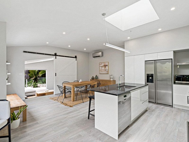 3B Appleyard Crescent, Meadowbank, Auckland - Carousel 2