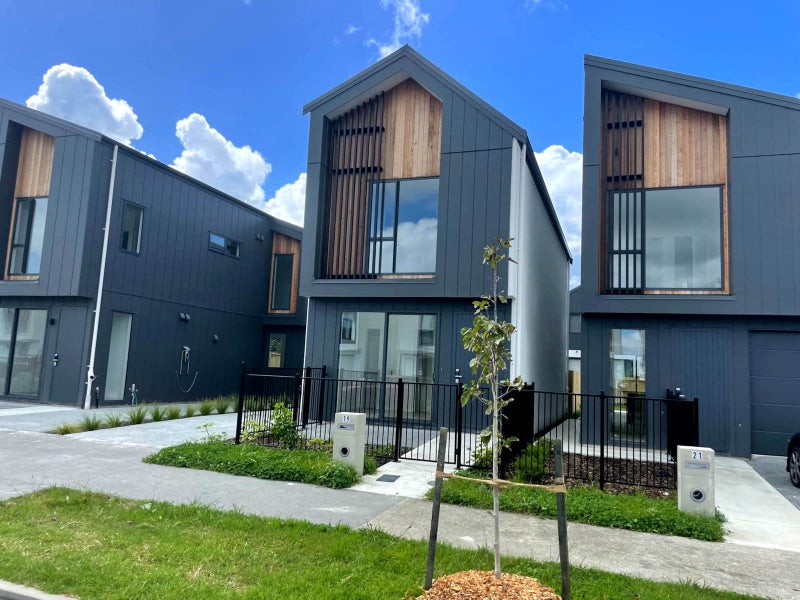 19 Porowha Road, Westgate, Auckland - Carousel 2