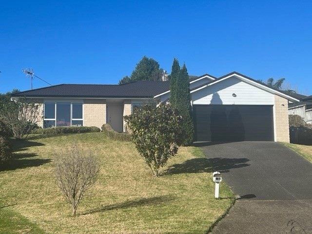 15A Caldera Close, Pyes Pa, Tauranga - Carousel 1