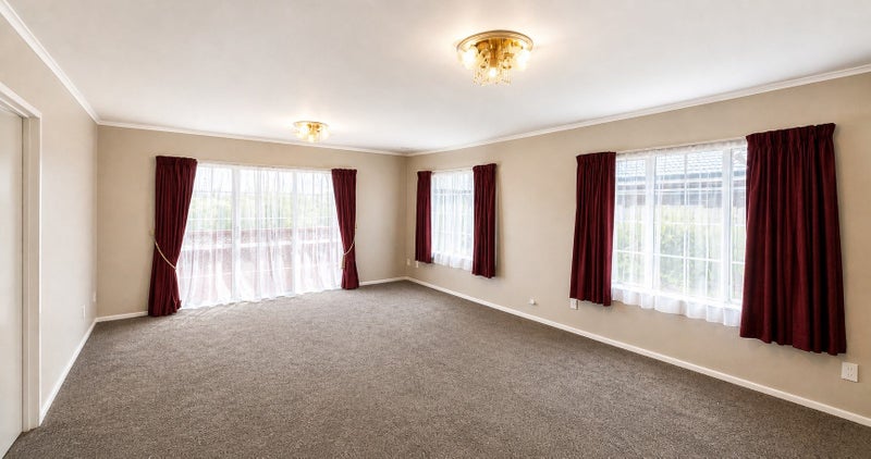 37 Glanworth Place, Dannemora, Auckland - Carousel 2