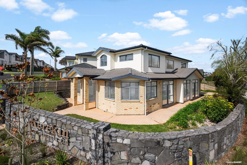1 Medallion Drive, Oteha, Auckland - Carousel 1