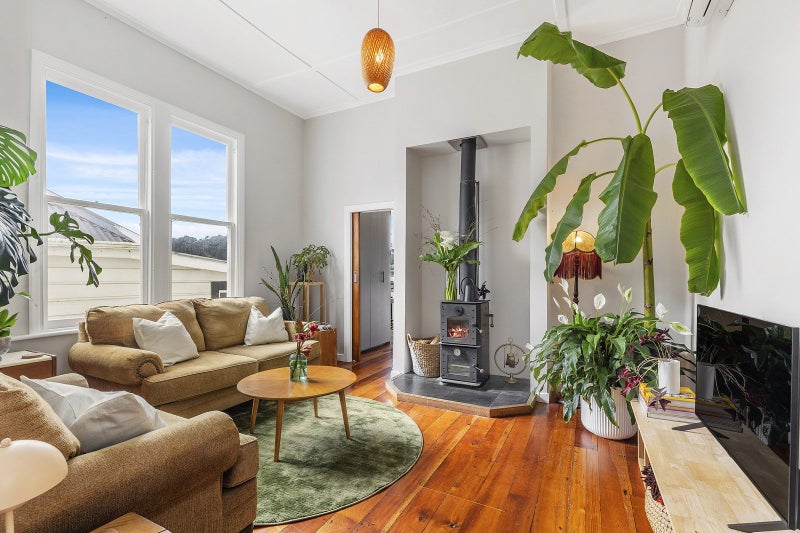 95 Te Wharepouri Street, Berhampore, Wellington - Carousel 1