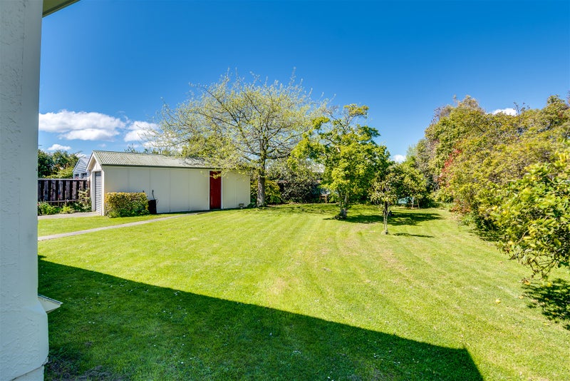 12 Neeve Place, Taradale, Napier - Carousel 2