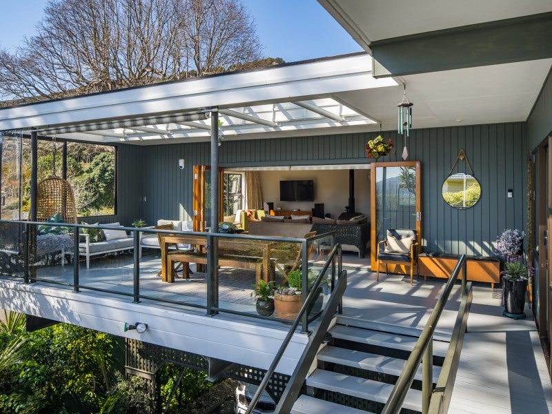 6 Walter Road, Lowry Bay, Lower Hutt - Carousel 20