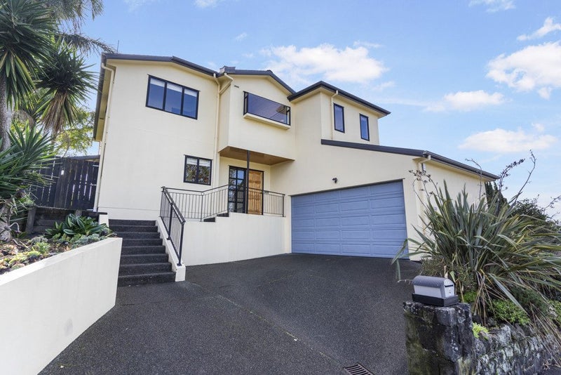 4 Rukutai Street, Orakei, Auckland - Carousel 1