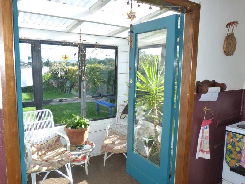 96 Fox Street, Featherston - Carousel 2