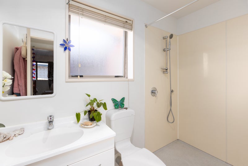 2/149 Pages Road, Wainoni, Christchurch - Carousel 9