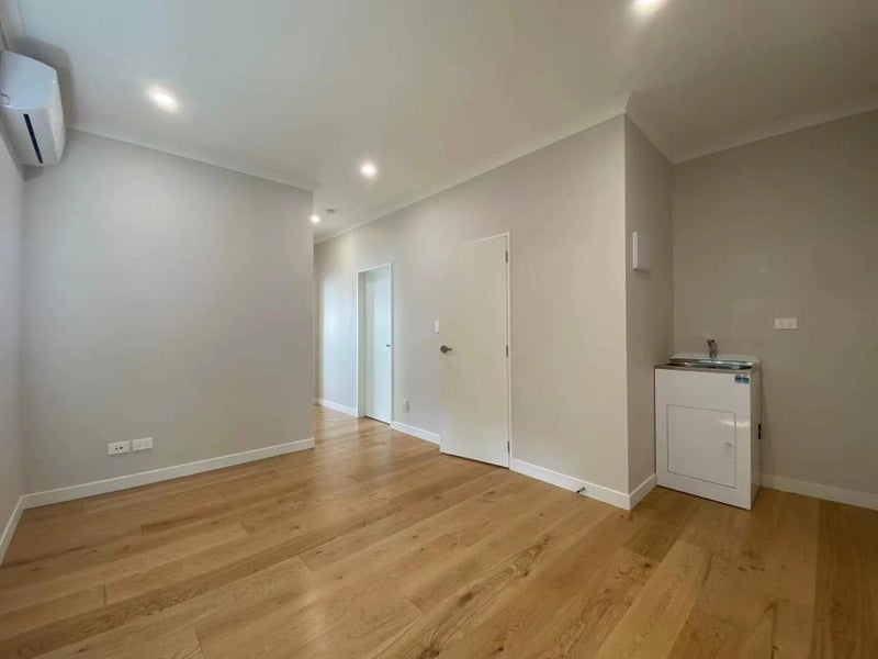 96A Velma Road, Hillcrest, Auckland - Carousel 1