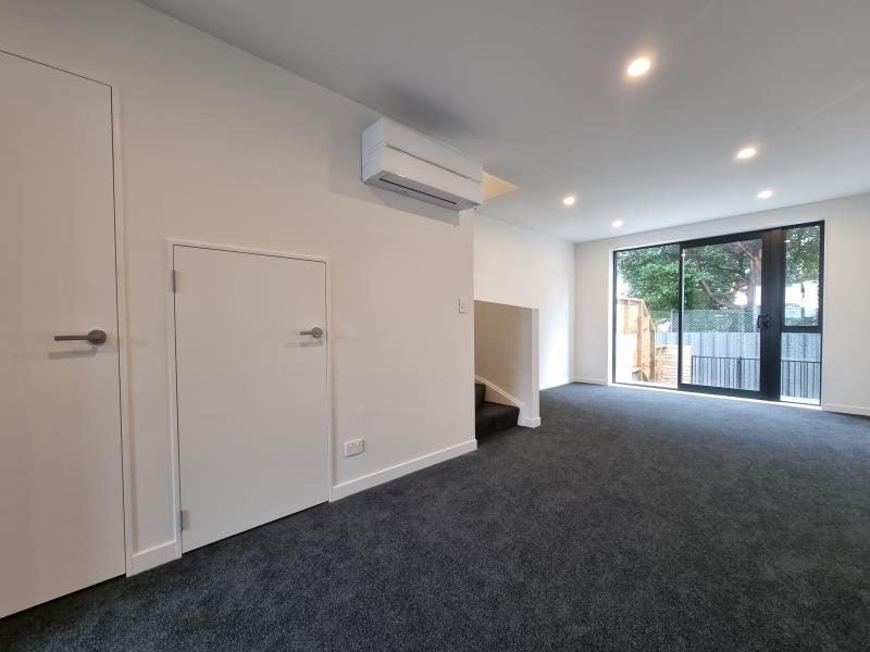 19 Te Ara O Te Amo Hohipene, Petone, Lower Hutt - Carousel 2