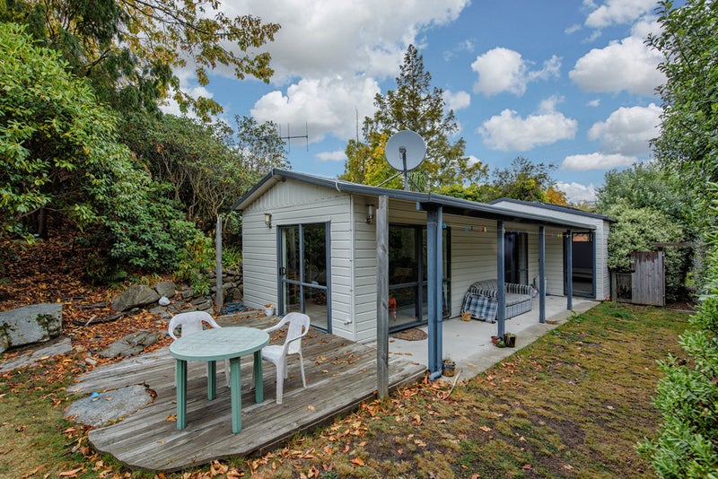 118 Capell Avenue, Wanaka - Carousel 1