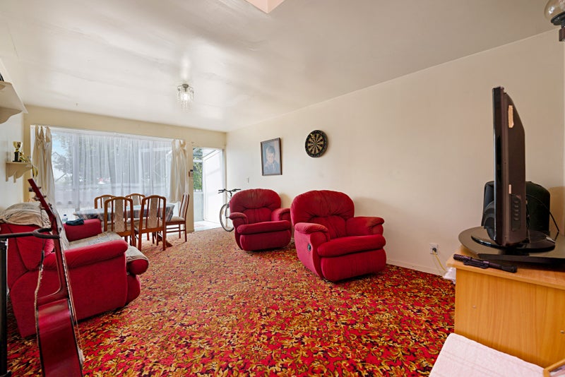 1/39 Westney Road, Mangere, Auckland - Carousel 2