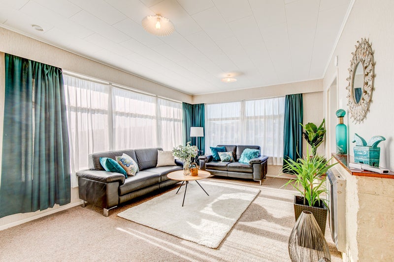 123 Driver Crescent, Cannons Creek, Porirua - Carousel 2