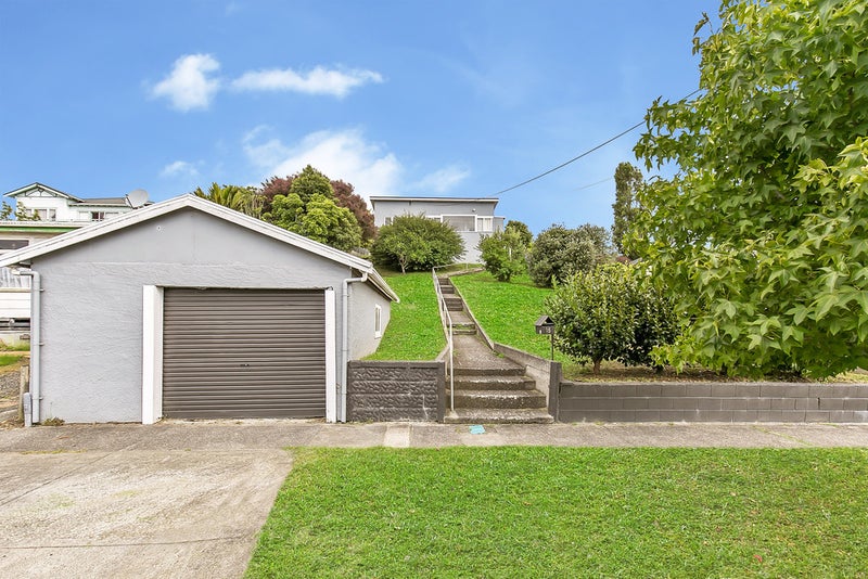 15 Awaroa Road, Helensville, Helensville - Carousel 2