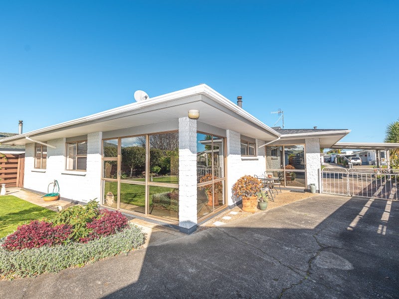 54 Exeter Crescent, Springvale, Whanganui - Carousel 2