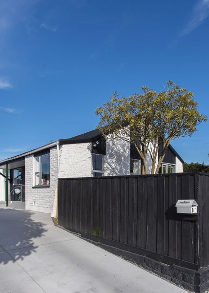 1/8 Ashwood Street, Parklands, Christchurch - Carousel 13