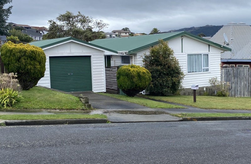 12 Romesdale Road, Papakowhai, Porirua - Carousel 2
