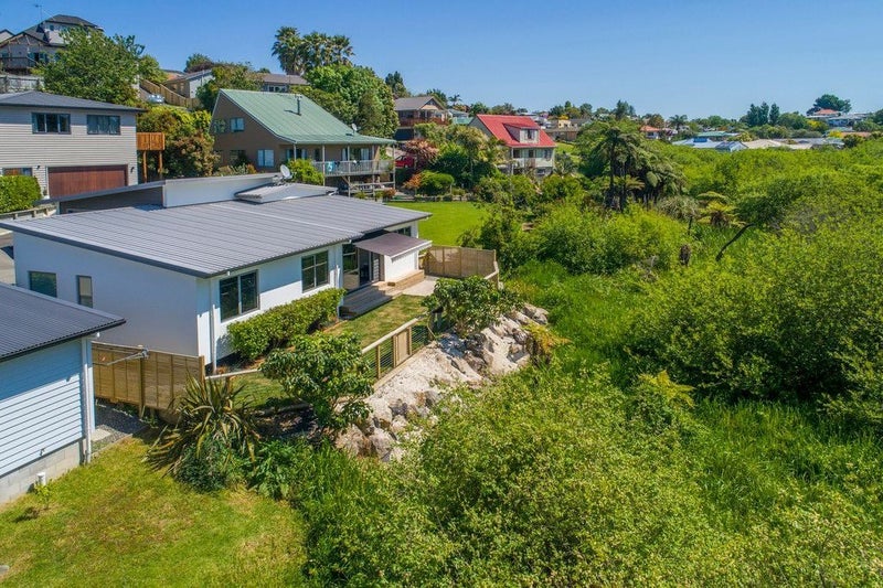 5E Winiata Street, Brookfield, Tauranga - Carousel 13