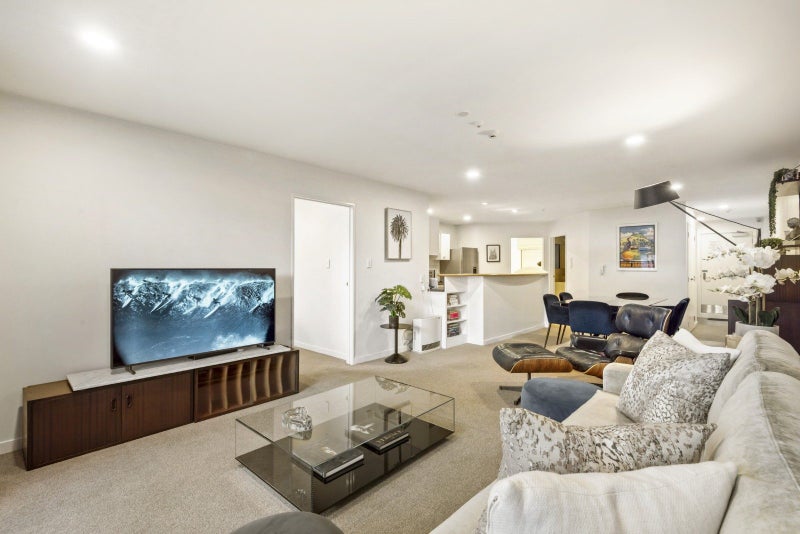 6/8 Basque Road, Eden Terrace, Auckland - Carousel 2