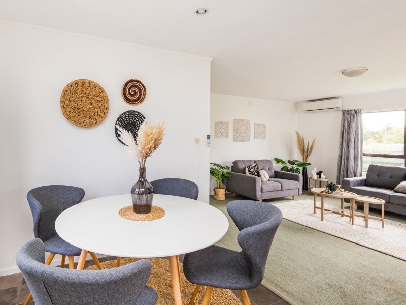 4B Peter Hall Drive, Kelvin Grove, Palmerston North - Carousel 1