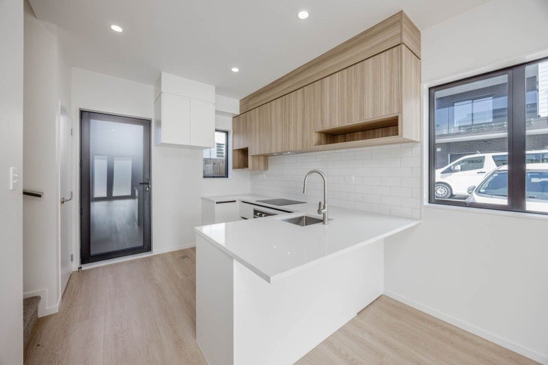 5/65 Victoria Street, Onehunga, Auckland - Carousel 1