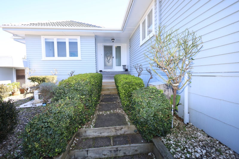 74 Otumoetai Road, Judea, Tauranga - Carousel 2